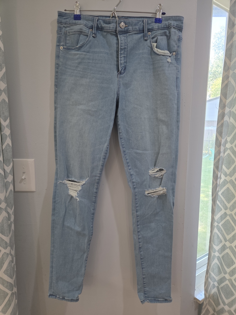 Abercrombie & Fitch Simone High Rise Super Skinny